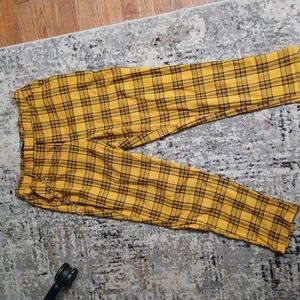 Black and yellow plaid hottopic pants